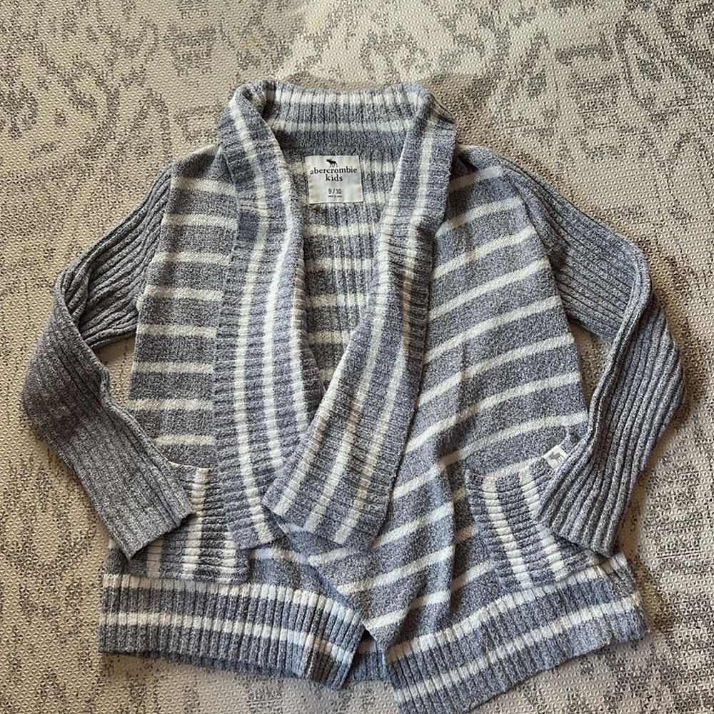 Abercrombie cardigan